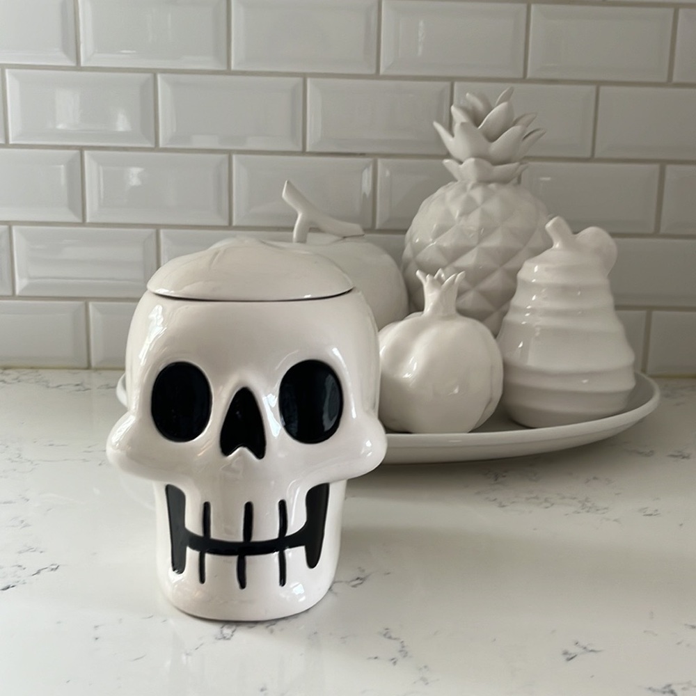 Target by Hyde & EEK Ceramic Skull Halloween Candy Jar - Picture 3 of 16